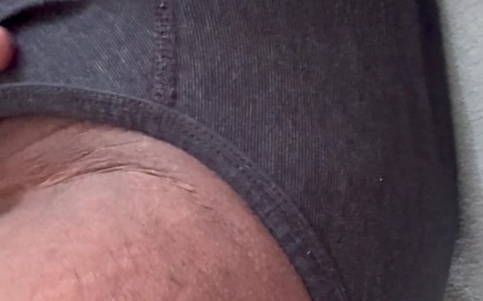 Aryan_for_ you: Je joue avec ma bite