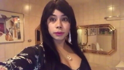 Tgirl Yaritza Vega: Dark hair style
