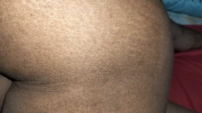 Crush boy: mạnh với vợ trong làng.