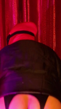 Dildoreiten, hüpfen und Twerking 1
