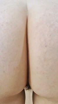 俺のお尻を見て