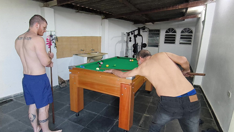 carmonaoficial: The Carmonas Playing, Who Lost the Bet?
