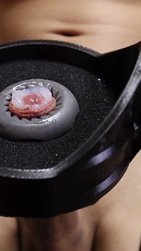 En iyi robot seni sertçe büyük bir boşalmaya getiriyor ve yüksek sesle inliyor