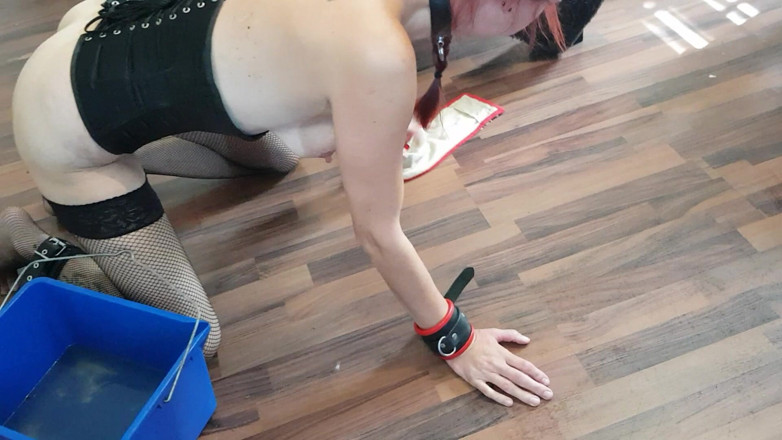 Only Production: The Slave Luci Has Sprayed the Whole Place on Me -...