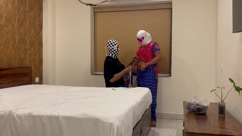 Besharam Jodi: Desi Bengálská Bhabhi šuká v jejím pokoji Besharam Tailor zezadu a...