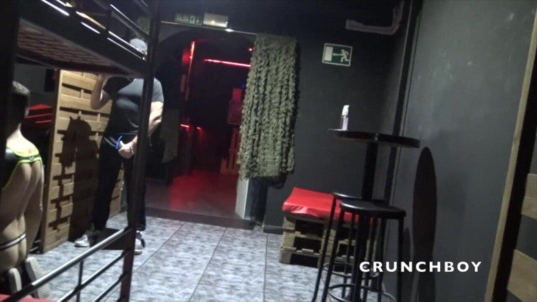 Jess Royan XXX: Madridli sürtük 2 üst düzey erkek tarafından prezervatifsiz sikiliyor
