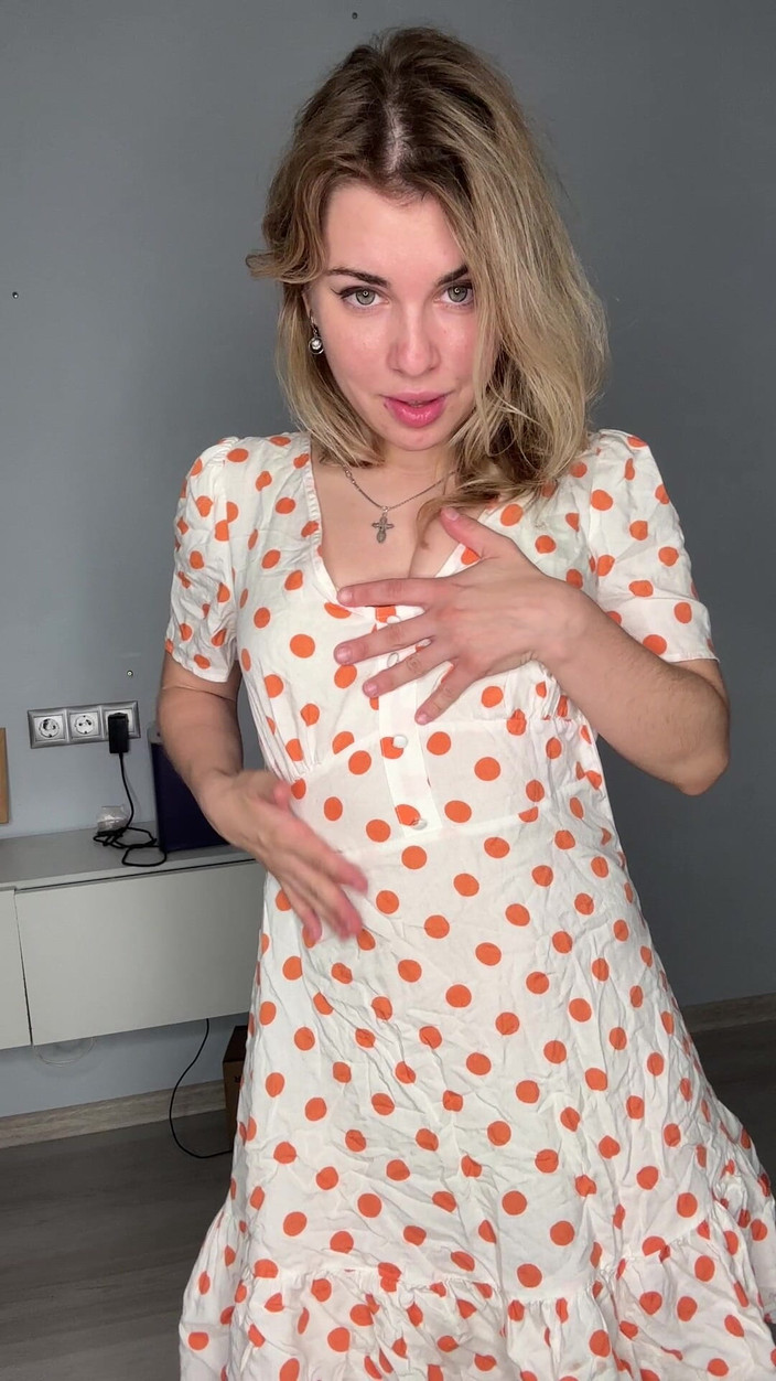 Misty Phoenix: 穿礼服很容易满足自己