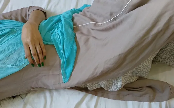 Desifilmy45: My Indian Dadi Big Ass Fuck with Hindi Audio Porn...