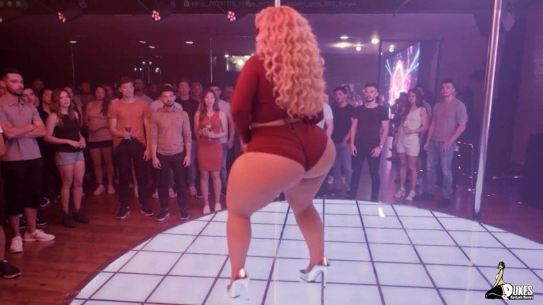 Dukes Hardcore Honeys: Dukez Seksowna Kompilacja Tańca Duży Tyłek 1