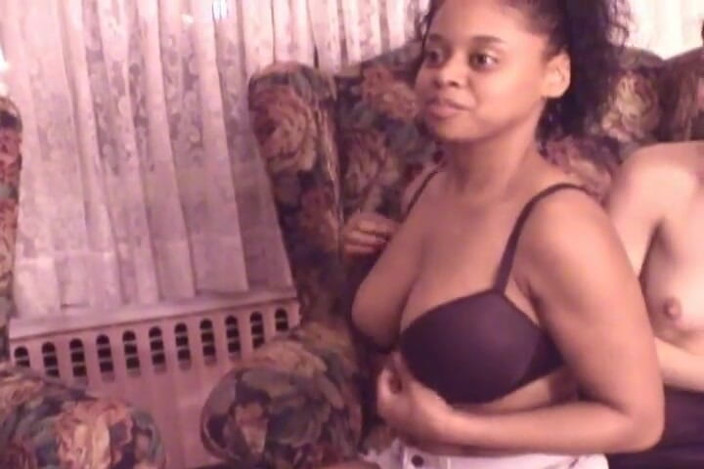 Radical Interracial: Sexy lesbiche interrazziali