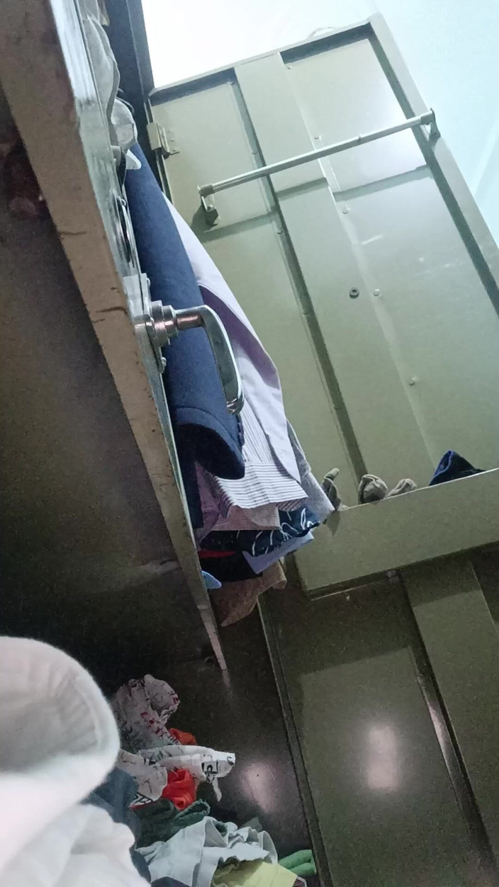 Rajasthani-old-lover: Indická desi masturbace sexuální hračkou