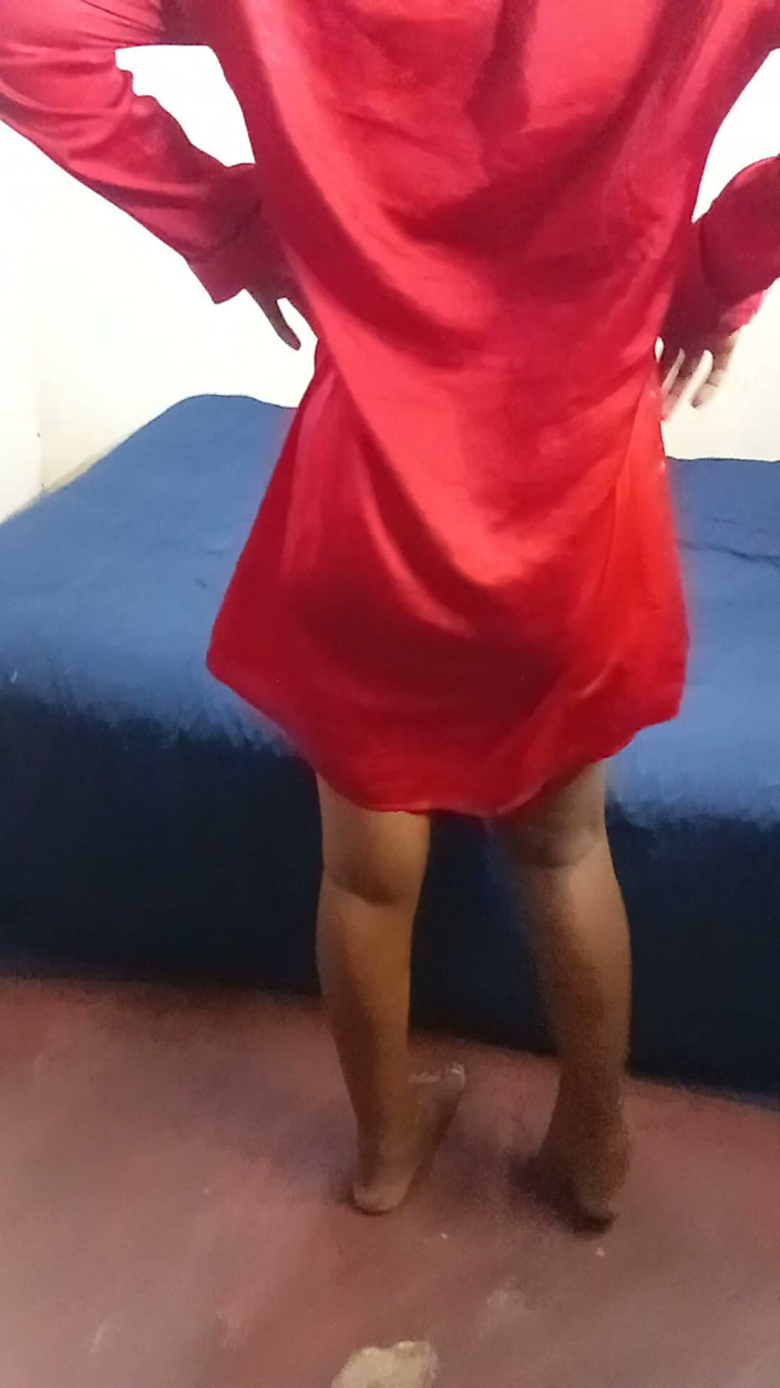 Dericky22: Short-haired Black Woman with Desire