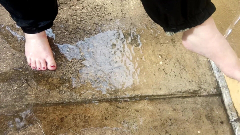LaLaDelilah: Beach feet