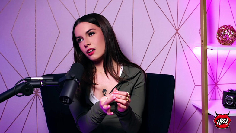 Holly Randall Productions: Chanel Camryn: How Avn’s Best Newcomer Found Strength in Adversity