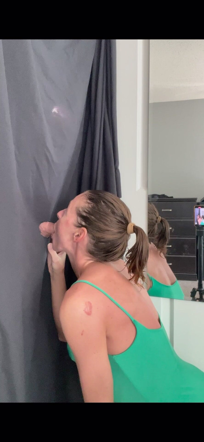 Tattooeddaddy1: Nympho Lyndsay Sucks Strangers Cock at the Gloryhole