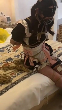Seksi kız arkadaşımı eğitiyor ve aşağılıyorum 08
