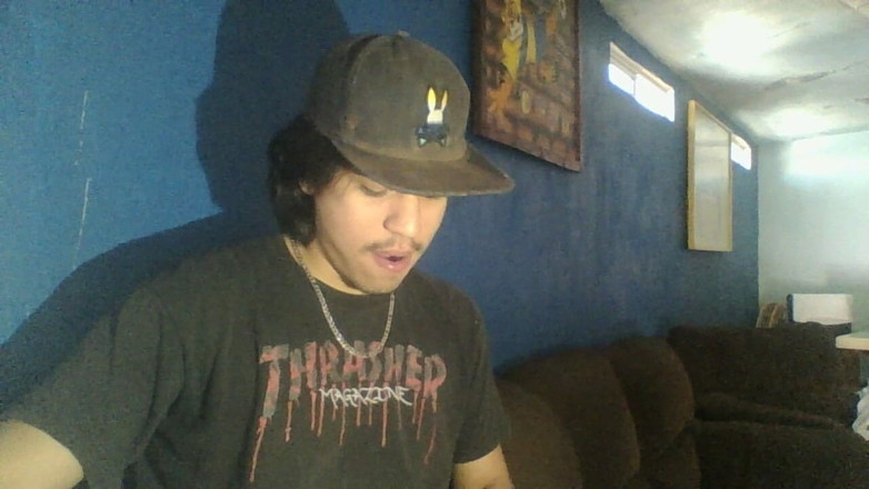 AlexAlejandro13: 거실에서 당신을 만져요