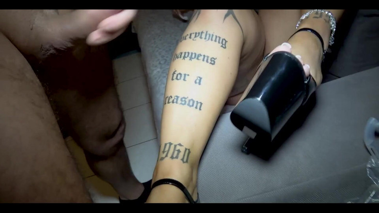 Andy Star: BBW suka 22 wytrysk na obcasach i cipki lizał po gorącym...