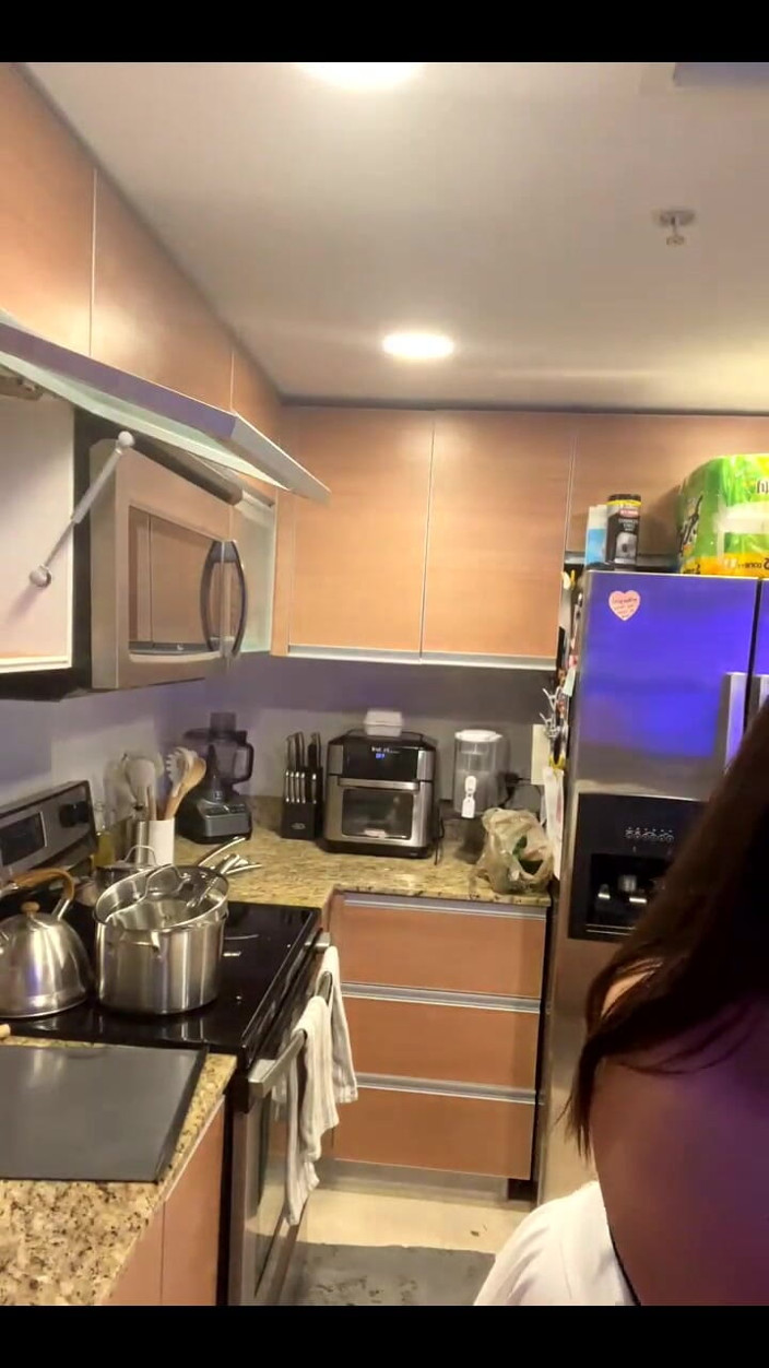 Dani Valentina: Live streaming bareng dani valentina