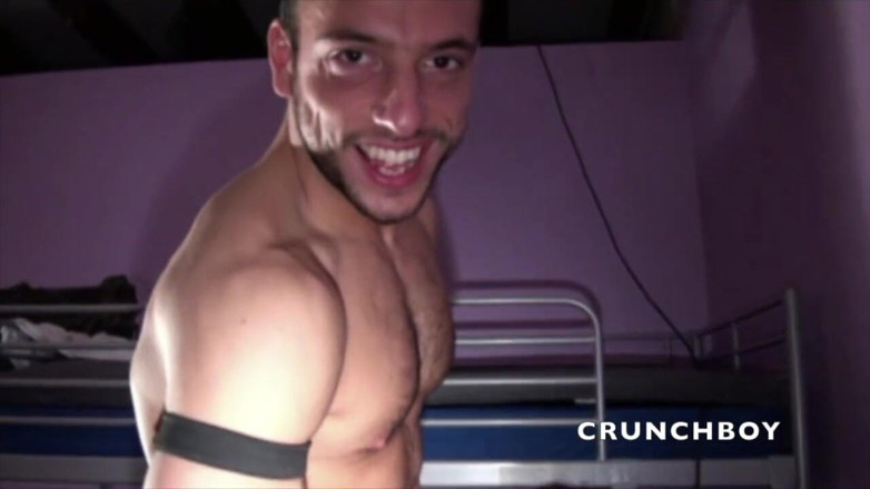 Crunch Boy: seksi diskret saanvli niche ki chudaee pornastar Stany Falcone dvara