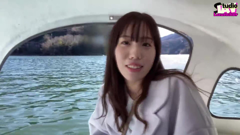 Studio JAV Launcher: Polibek kdekoli – měkká líbající kráska promění celý den v hraní...