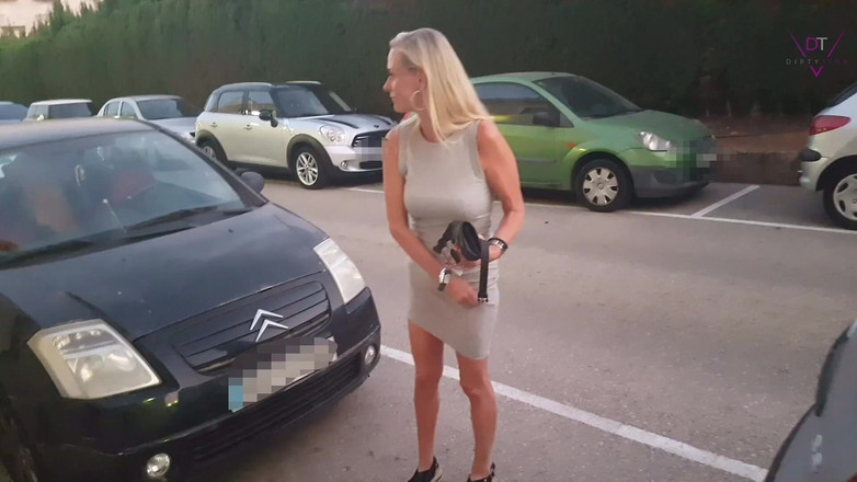 Dirty Tina: Medley à la pisse sexy n° 4 - mercredi humide - nouveau !