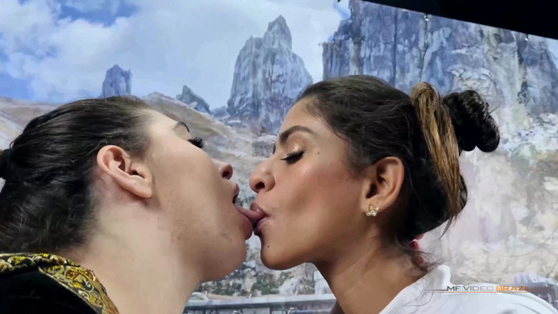 FetishKing: Kissing Fantasy