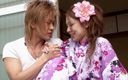 Pure Japanese adult video ( JAV): Japanse babe spuit terwijl geile vriend buitenshuis met haar kut...