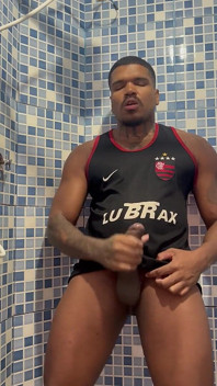 Cumshot Met Het Flamengo-shirt