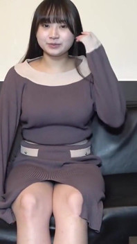 La bellezza tettona coppa h continua a raggiungere il picco dopo il picco fino a quando il momento finisce con una ricompensa creampie