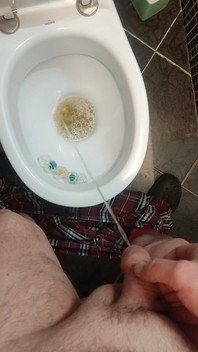Uncut Cock Morning Pissing in Toilet