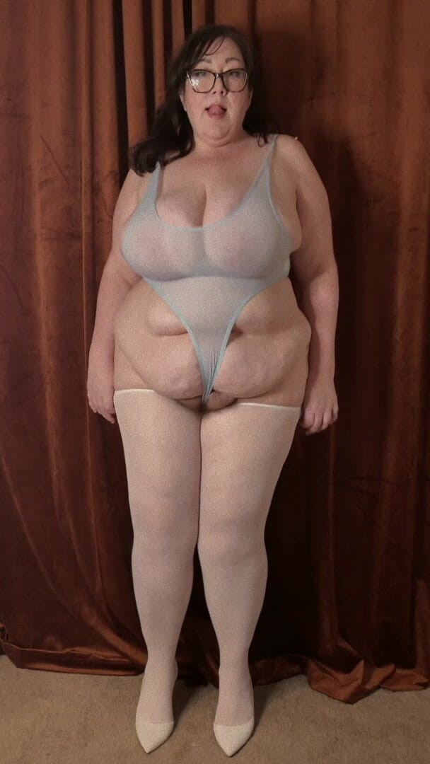 cutejayne: Grandota Con Pequeño Traje De Tryon Haul