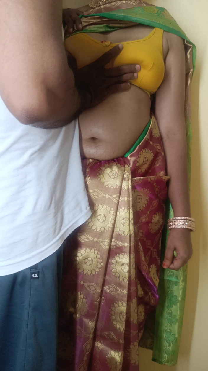 Inba: New Married Women Showing Her Cute Structure 2