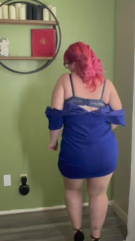 BBW in Nylons Strips Down and Jiggles Her Body