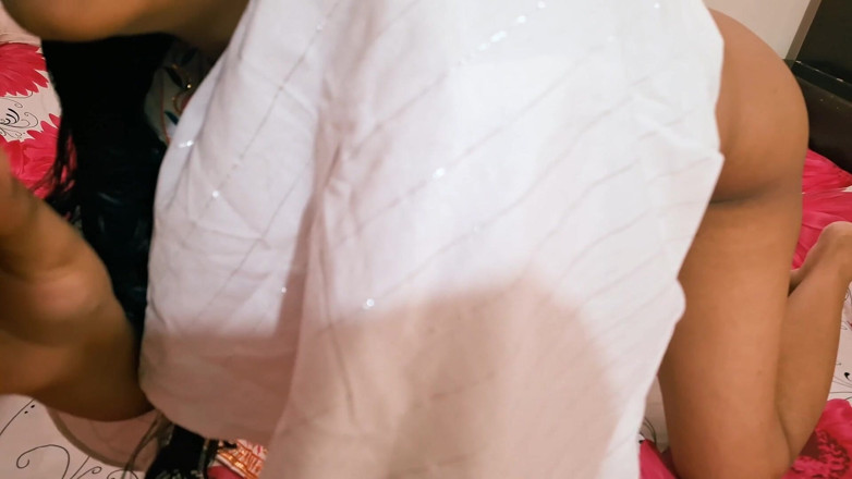Banglasexycouple: Echt Indisch stel neemt hun wilde nacht intense Desi-romantiek op...