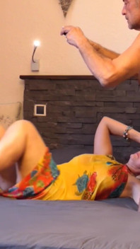 Amateur Blonde Reife Ehefrau Genießt Tanzen Und Sex