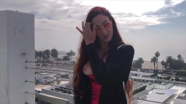 Artemisia Love: Payudara besar Itali berkelip buah dada di luar dan melantun...