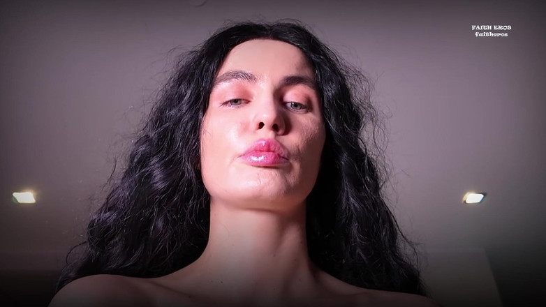 Faith Eros: Мої удари в ніс контролюють твій член - смоктання носа