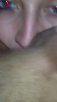 Blowjob pertamaku.. Keberatan kalau aku telan sperma??