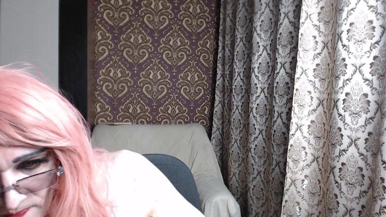 violet_bisex: 잠깐만요, 나타샤, 주문이 있어요.