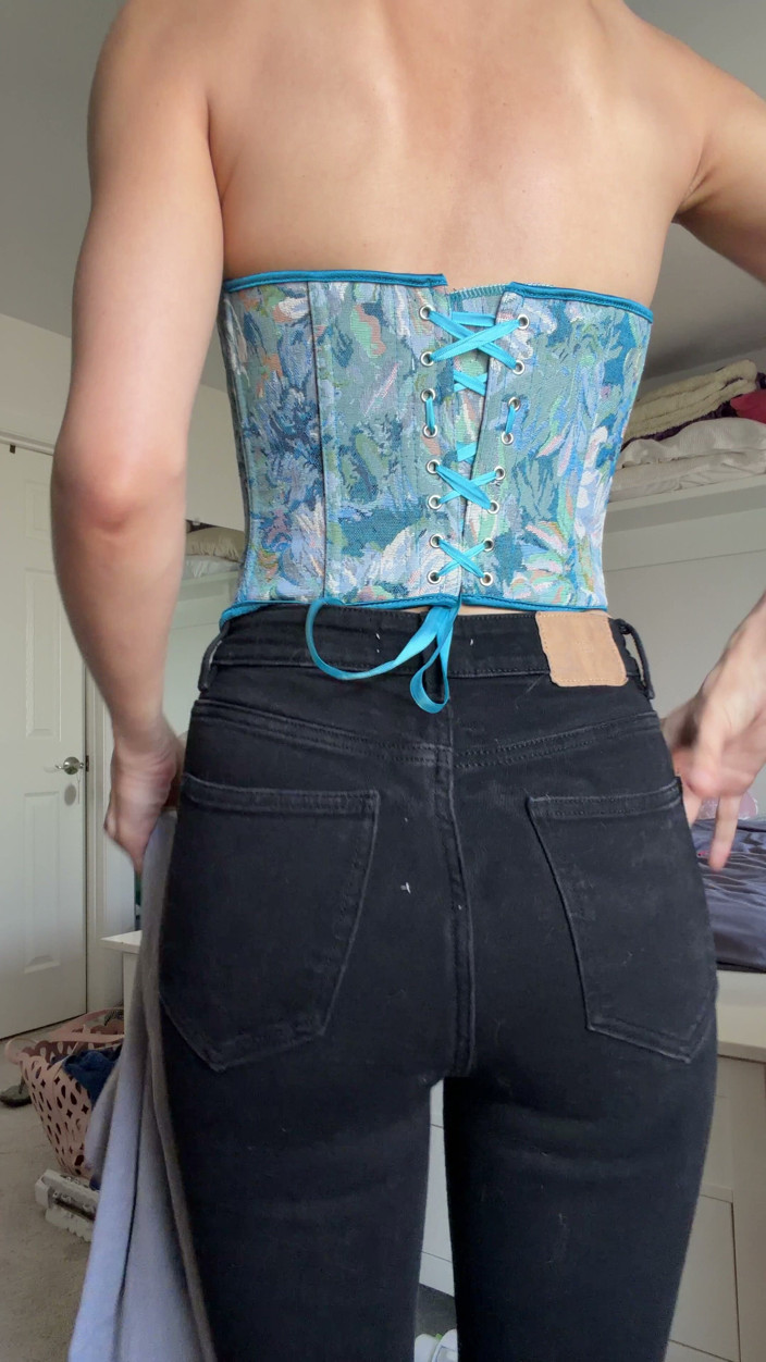 Ms_Emmy_Lynn: Sfw Corset Jeans Sexy Obchodní Oblečení