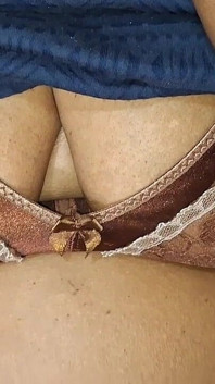En ateşli gerçek orta yaşlı seksi kadın ev yapımı video