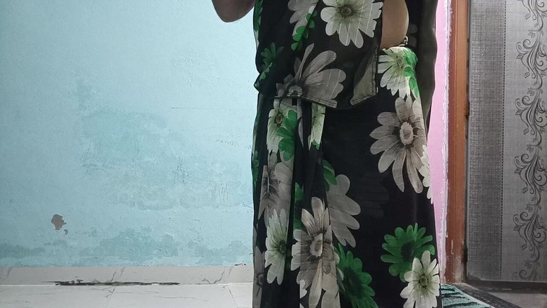 LovedSunsine1990: Przyjaciele, ubrania mojej żony zaczynają do mnie pasować