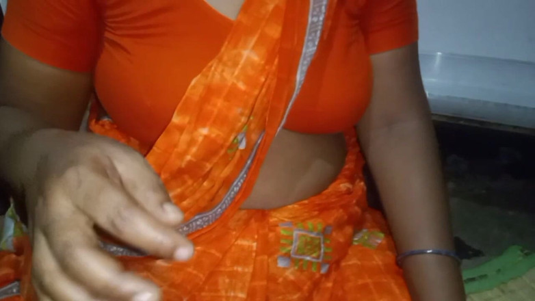 Priyanka314: Une bhabhi indienne se fait baiser dans une maison du...