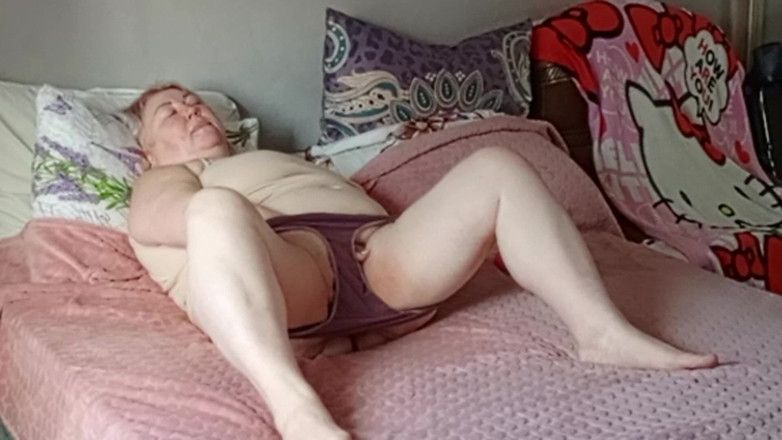 Zona901: Grosse chatte charnue, cul et seins énormes n° 22