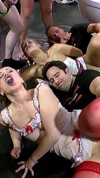Muda, mau, kesal - cum di wajah di atas