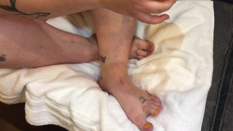 Brookland Brothers: Plus size teen Lilly paints toes