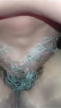 ฉันใส่แม่ผัวทั้งสี่และยัดนิ้วเข้าไปในหีเธอและเลียตูดเธอ