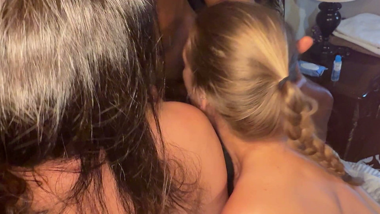 Jackrackemxxx: 2 bbcs &amp;2 MILFs grupp knull session