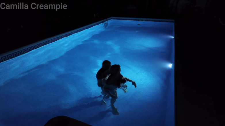 Camilla Creampie: Night Time Fucking and Creampie in the Pool